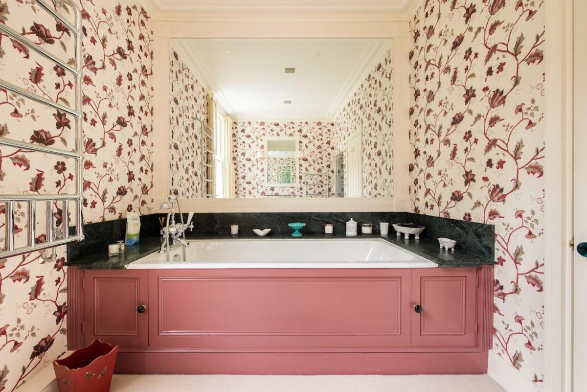 Battersea Park 3 Bedroom Holiday home *