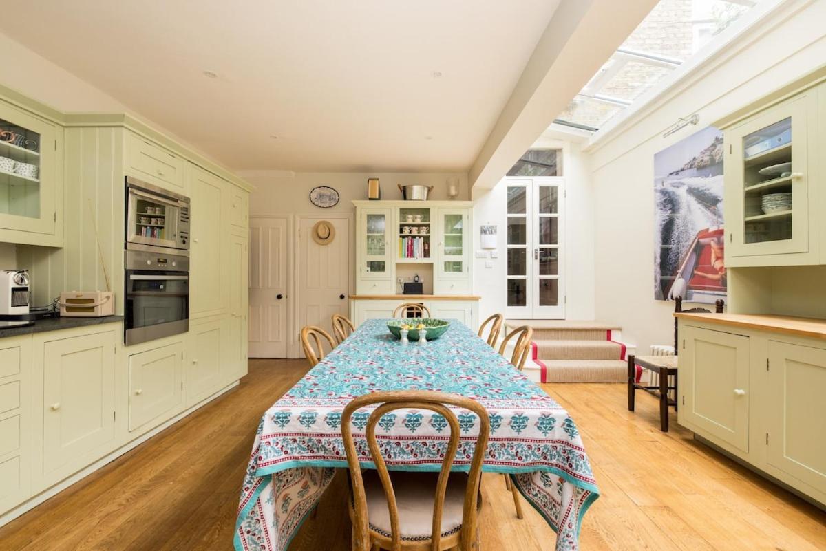 Battersea Park 3 Bedroom Holiday home