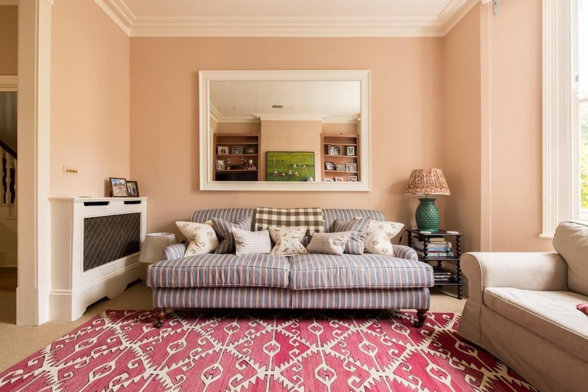 Battersea Park 3 Bedroom *