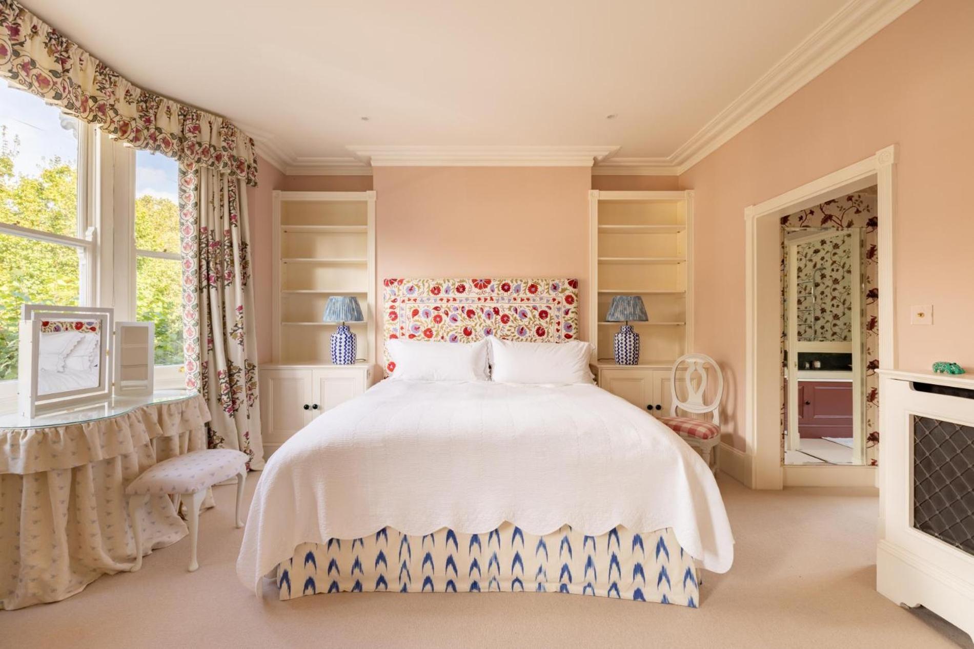 Battersea Park 3 Bedroom