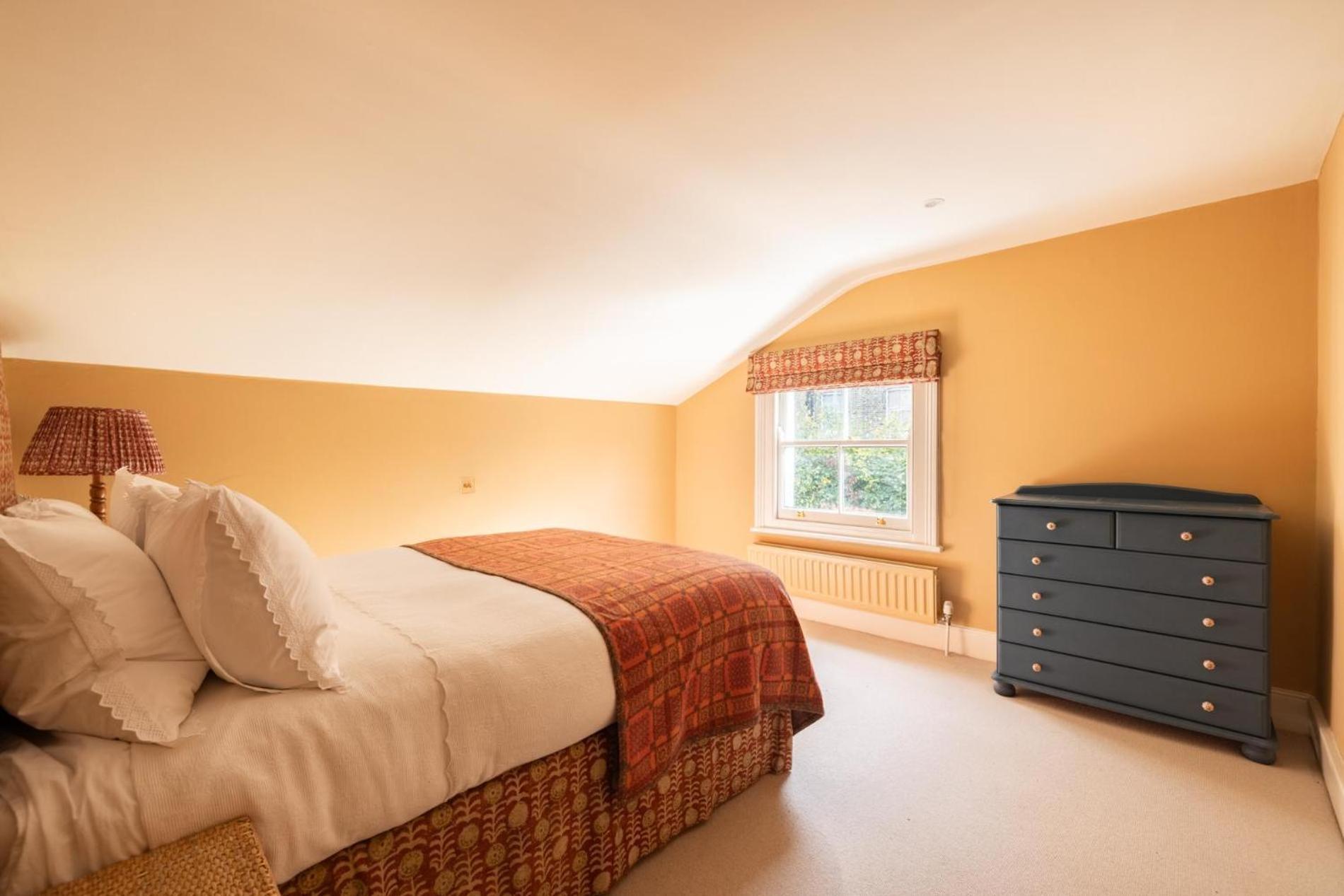 Battersea Park 3 Bedroom London