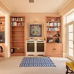 Battersea Park 3 Bedroom Residence